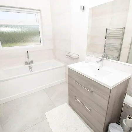 Mayfairk1 Inishnaneill