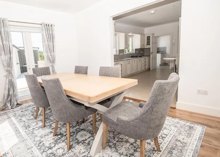 Vila Mayfairk1 Inishnaneill