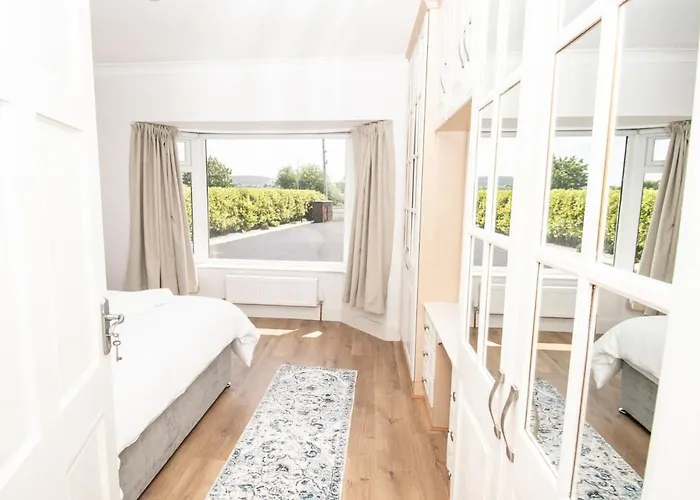 Mayfairk1 Inishnaneill